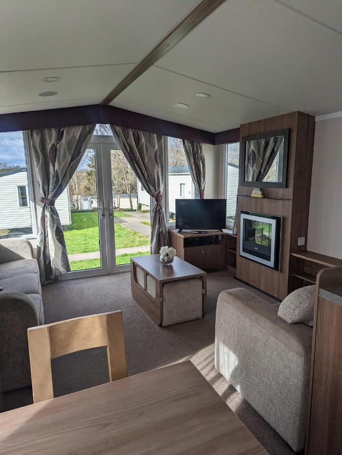 Swift Holidays At Combe Haven Holiday Park 哈斯丁 外观 照片