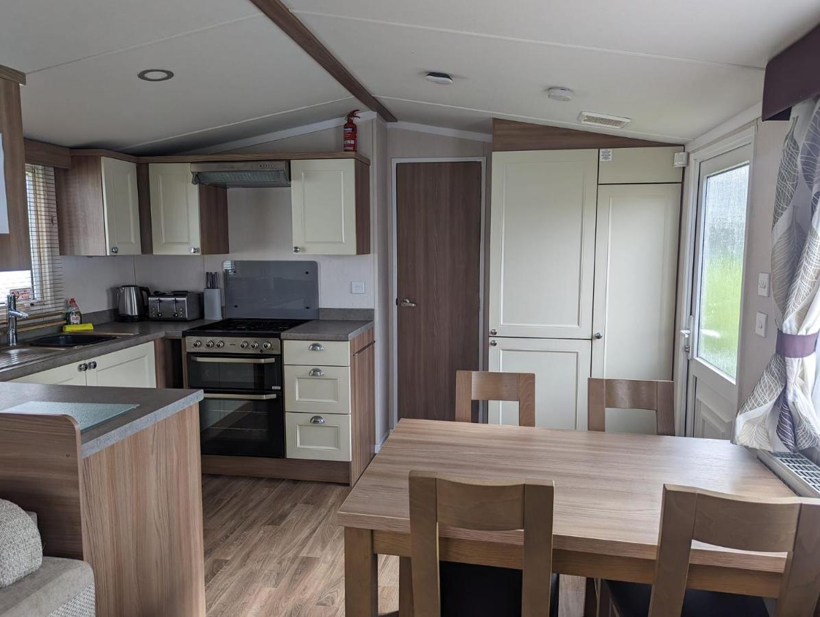 Swift Holidays At Combe Haven Holiday Park 哈斯丁 外观 照片