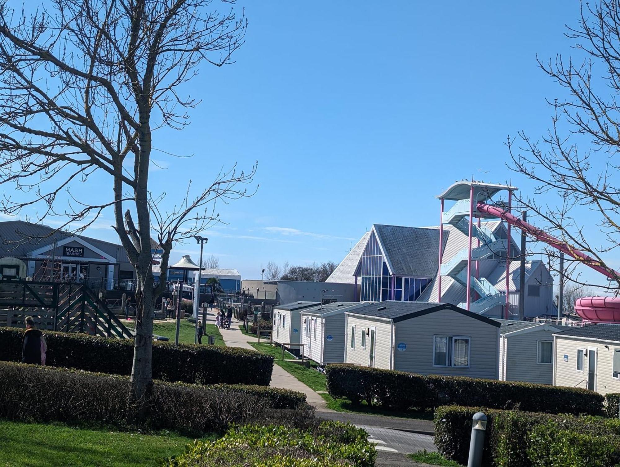 Swift Holidays At Combe Haven Holiday Park 哈斯丁 外观 照片