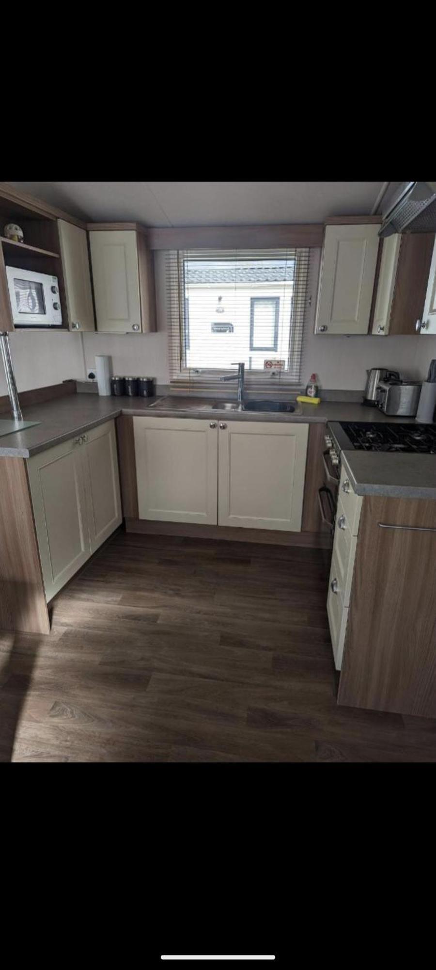 Swift Holidays At Combe Haven Holiday Park 哈斯丁 客房 照片